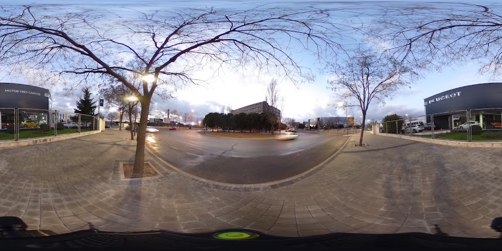 Peugeot Motor Tres Cantos — Street View y 360deg