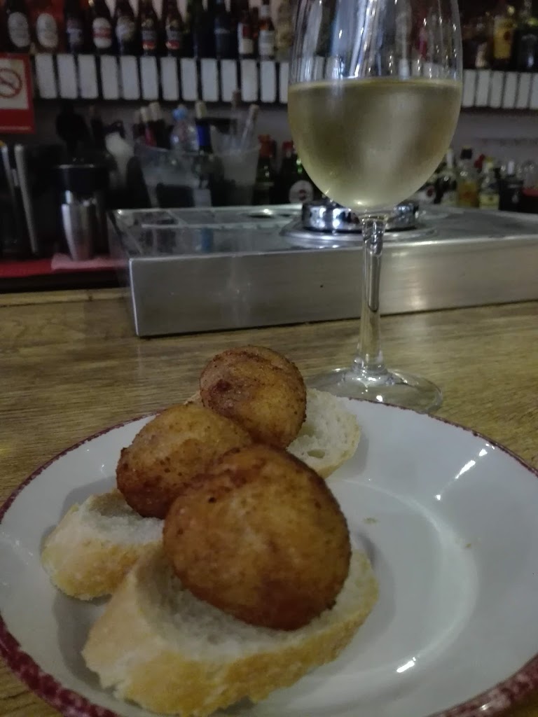 Meson Candela — Comida y bebida