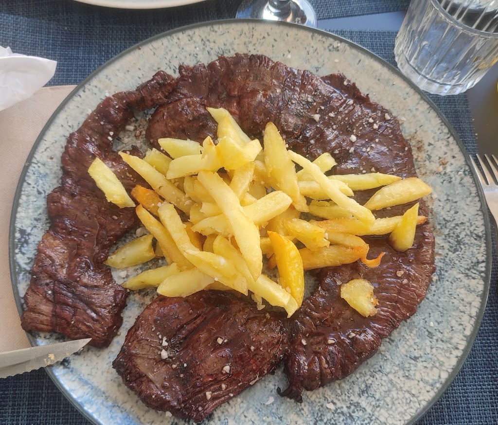Melvins Cafe bar — Churrasco