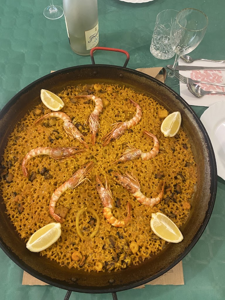 El Bon Dinar — Paella