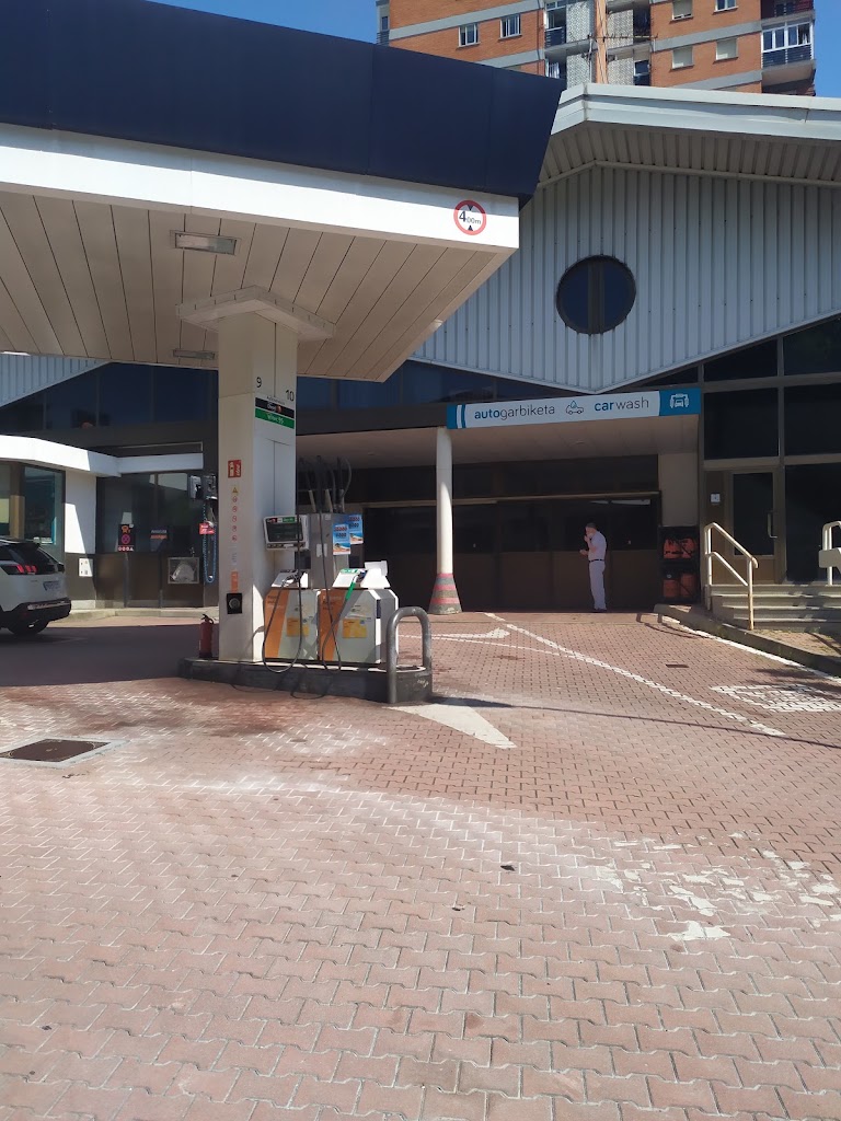 Estacion de Servicio Repsol — Estacion de servicio