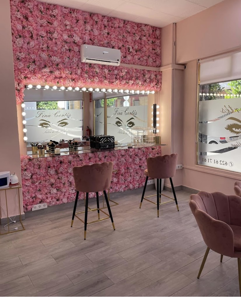 Salon de belleza fina cortes