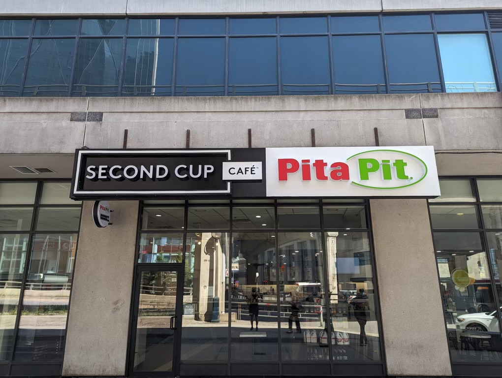 Pita pit & Second Cup Café