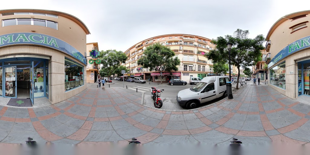 Farmacia - Optica Maria Dolores Leon Burgos — Street View y 360deg