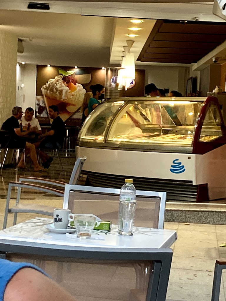 Albina Heladerias s.l.