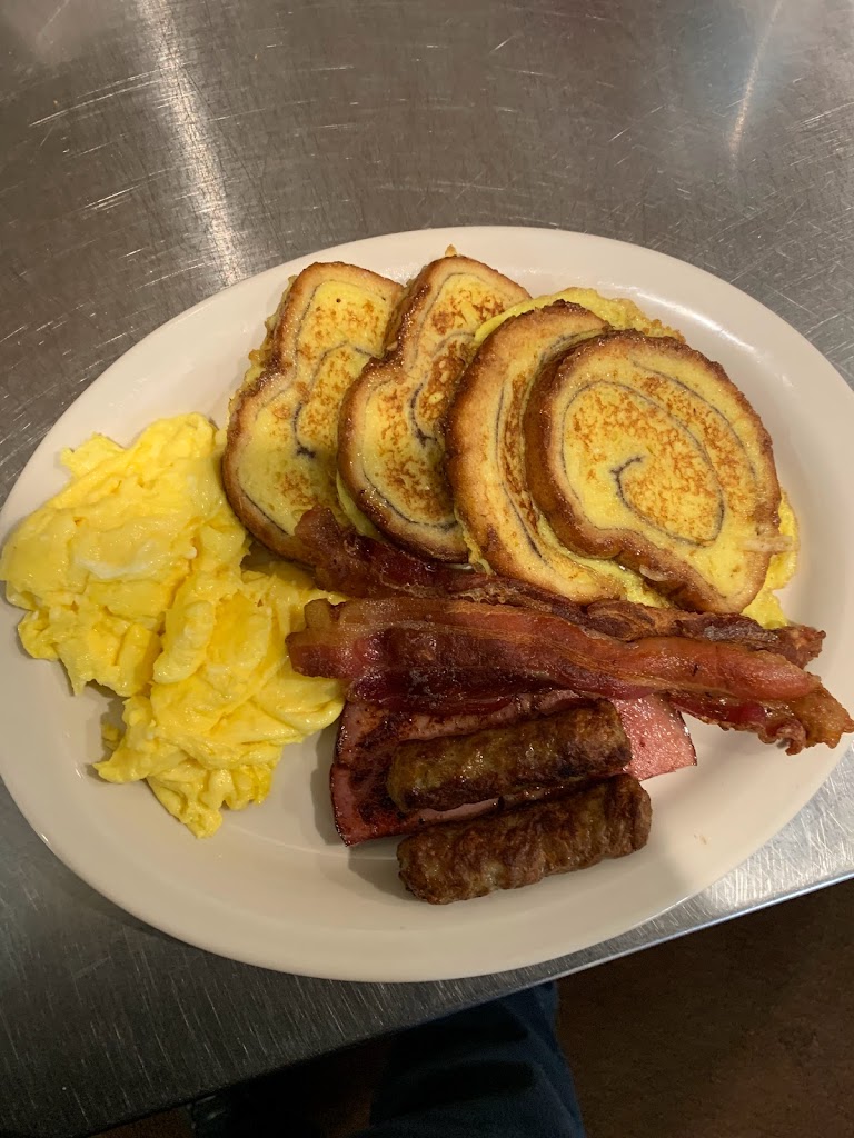  Gimi's BRF Family Restaurant