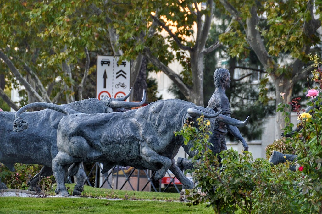 Monumento a los Encierros en la Plaza de Andres Caballero