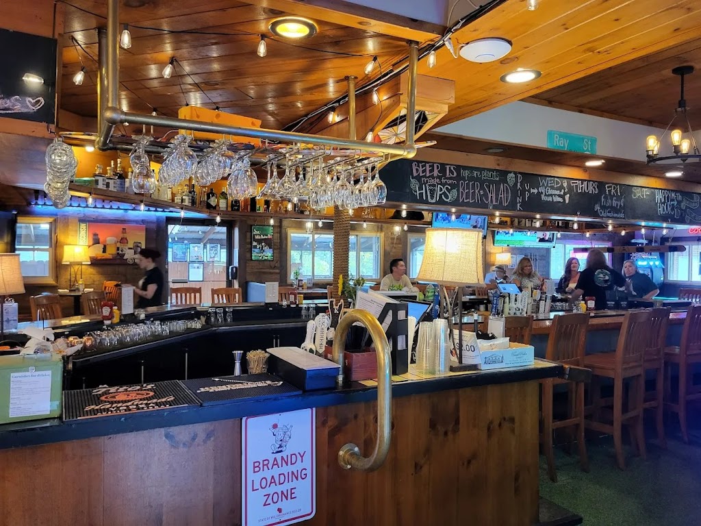  Goose Blind Grill & Bar