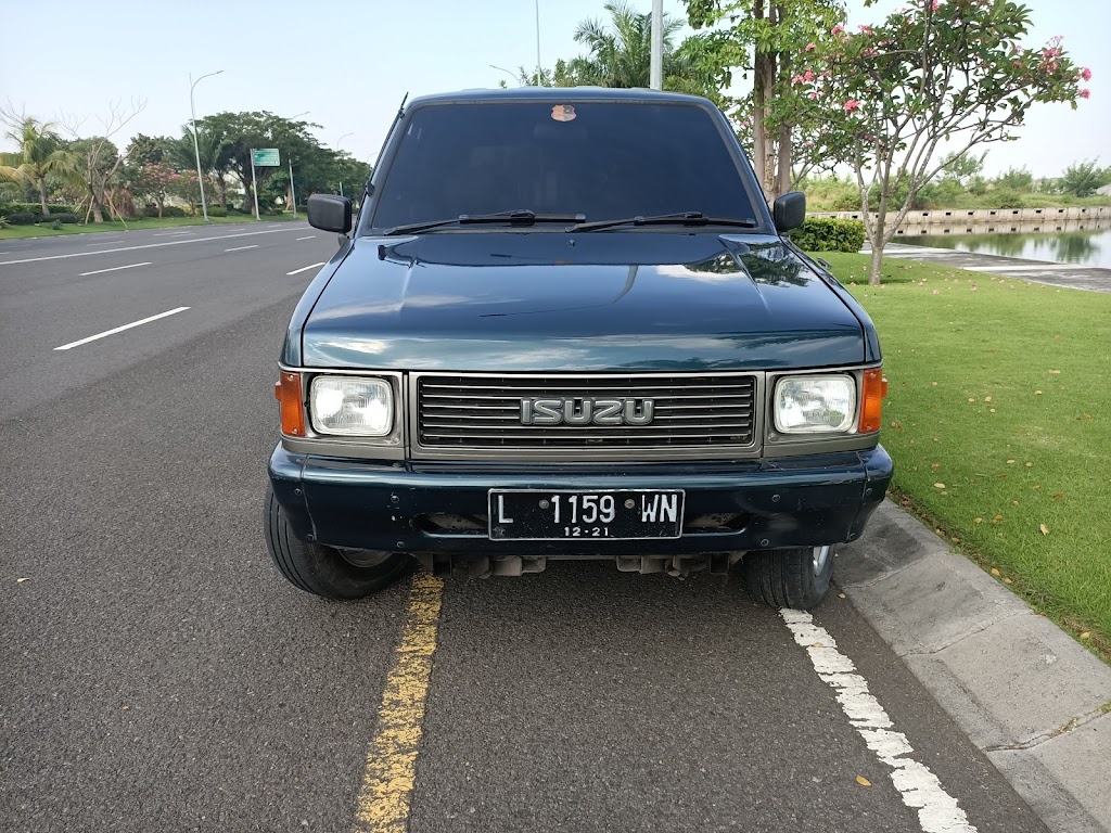 Bayu bengkel mobil
