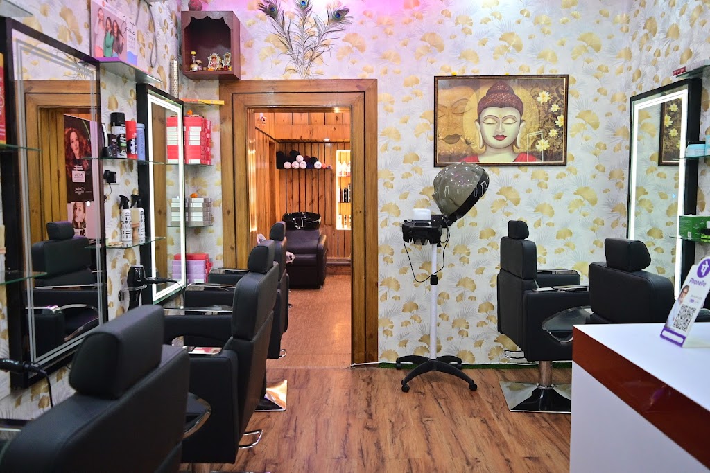 Sn Family Salon And Academy