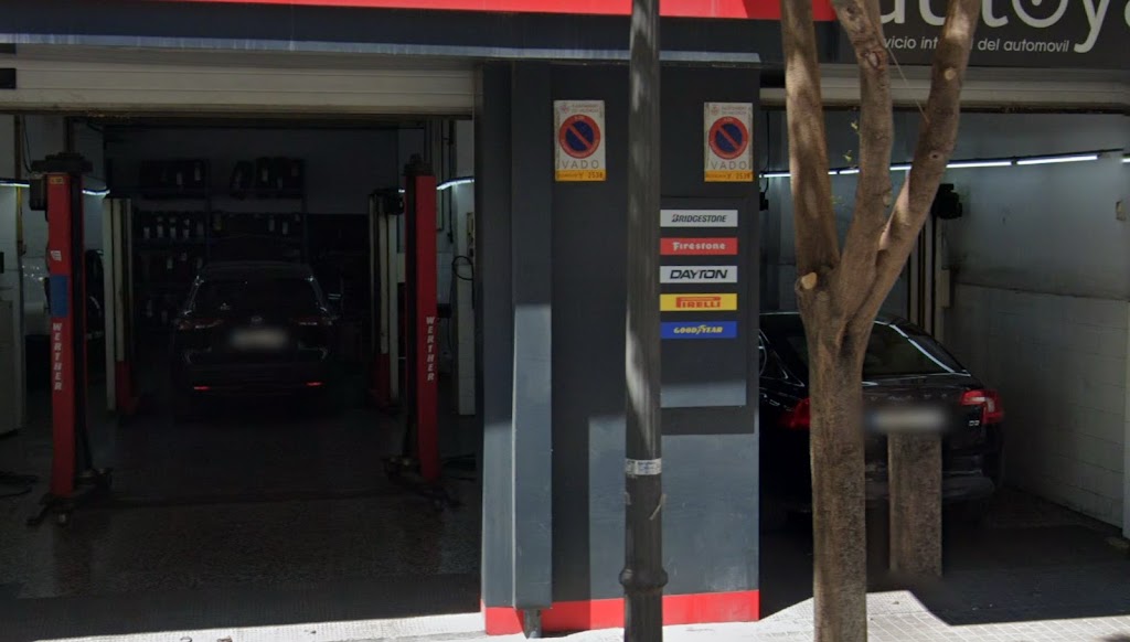Autoya — Exterior