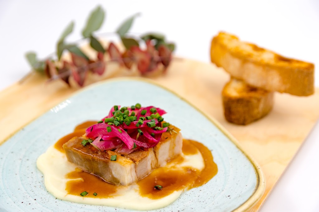 Tastavin Vinos y Pinchos — Comida y bebida
