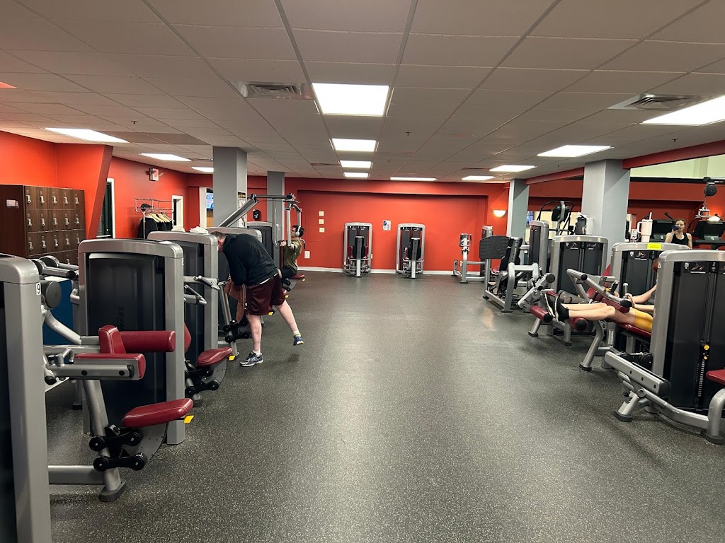  Kingsbury Club & Spa