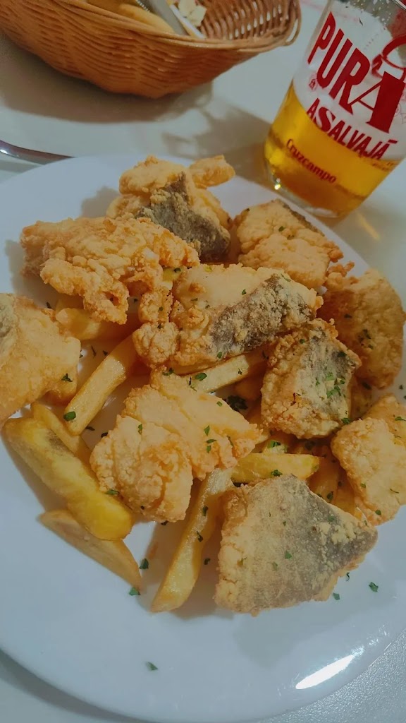 Cafe Bar Sombrillito — Comida y bebida