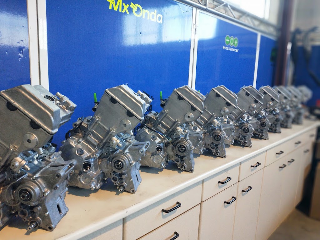 Laboratorio Del Motor — Interior