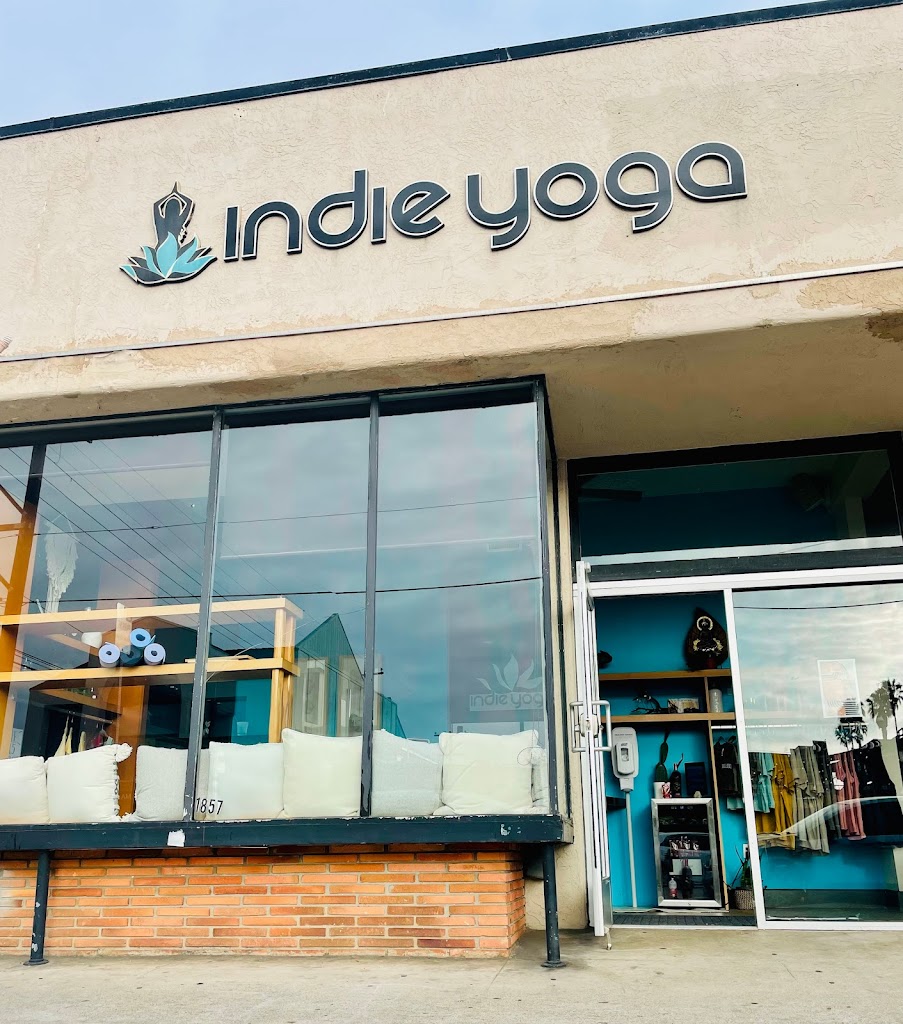  Indie Yoga
