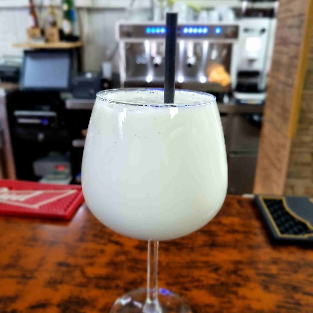 Break GastroBar — Lassi