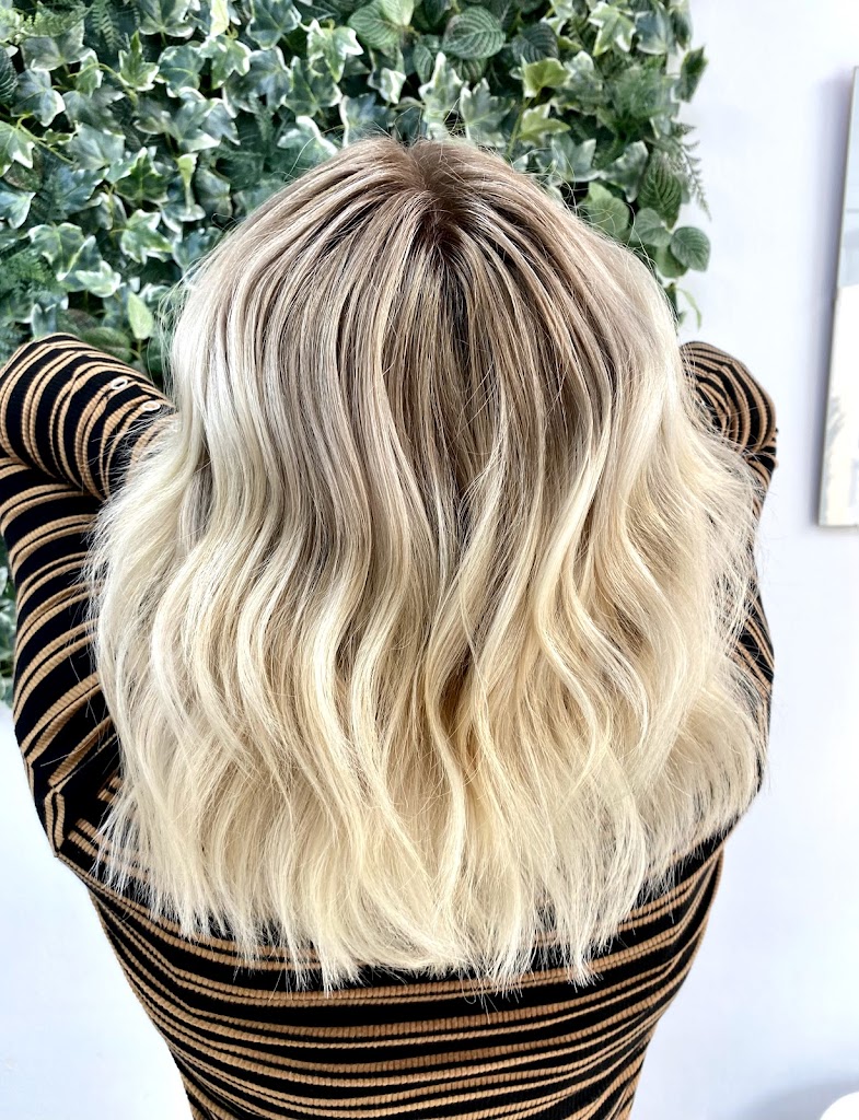 Isis Muller (hair & beauty)