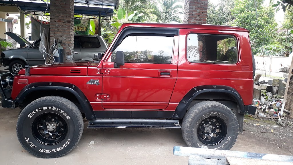 Bengkel Mobil Jayawijaya (Pak Wiyono)