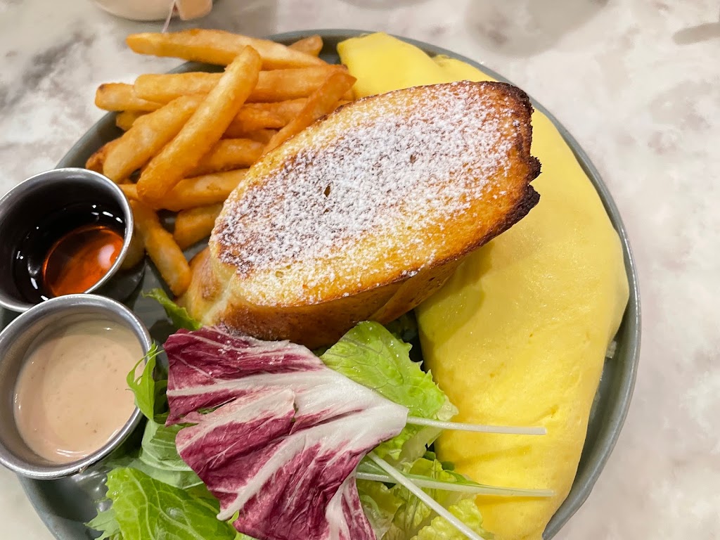 Second Floor 貳樓微風台北車站店 的照片