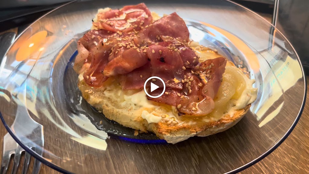 Kairos Taberna Kafetegia — Videos