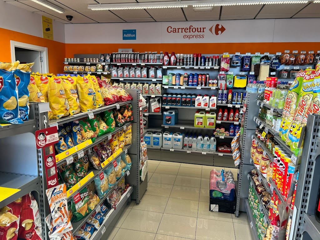 Estacion de servicio Cepsa — Interior