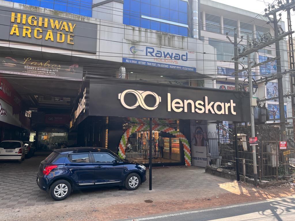 Lenskart Com At Thana Kannur