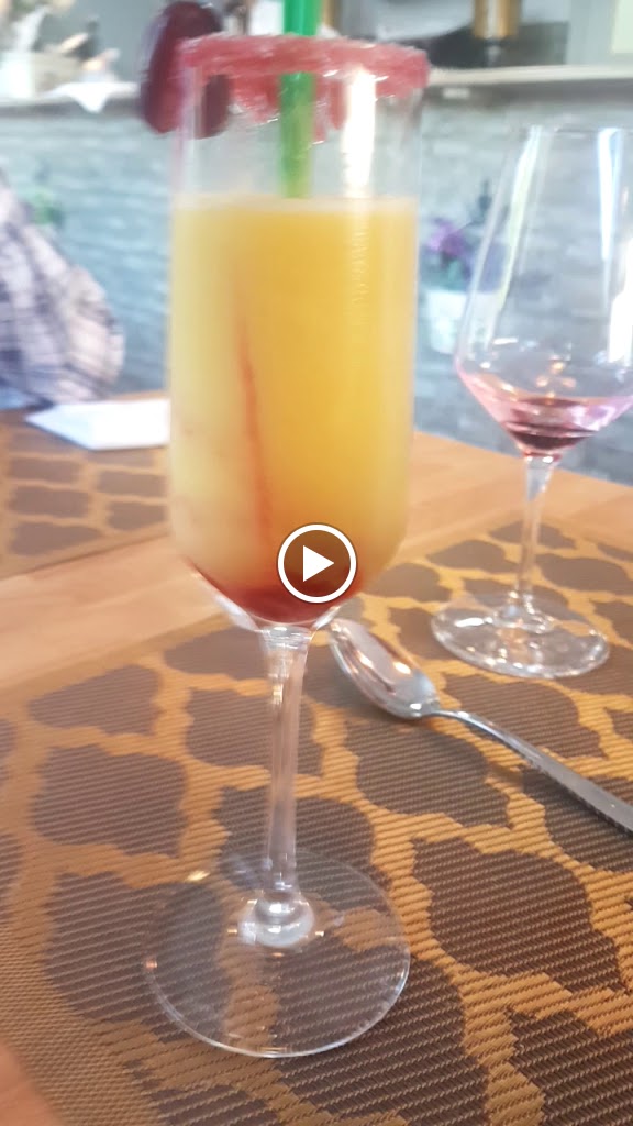 DE LUCAS RESTAURANTE — Videos