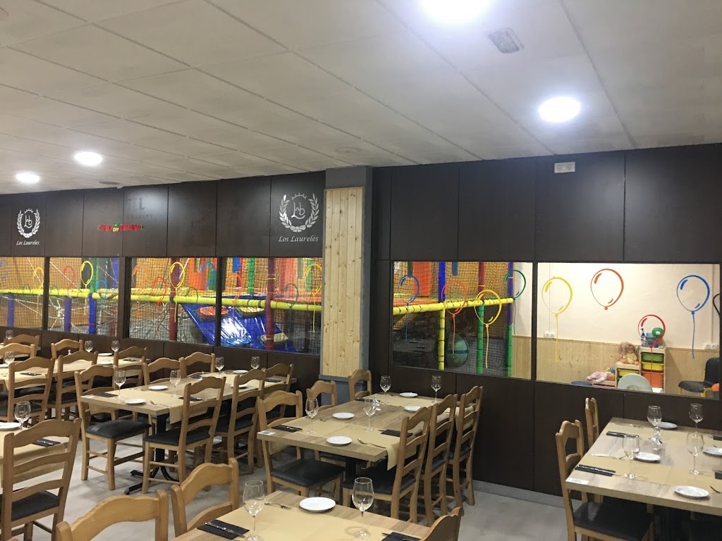 Restaurante Los Laureles — Ambiente