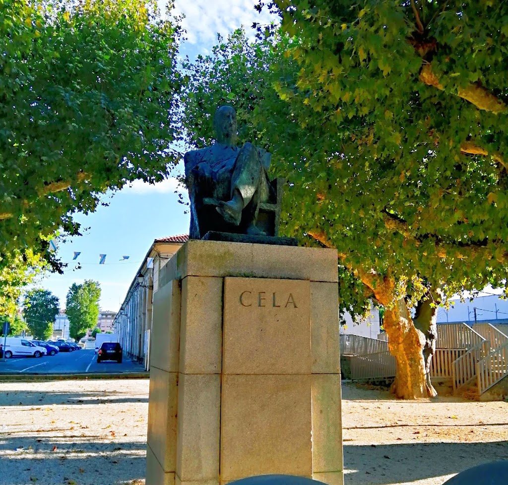 Monumento A Camilo Jose Cela