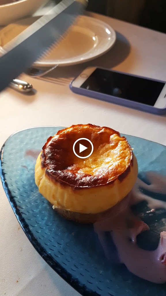 Restaurante El Vagon de Beni — Videos