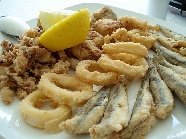 Thalassa Restaurante S.L — Comida y bebida