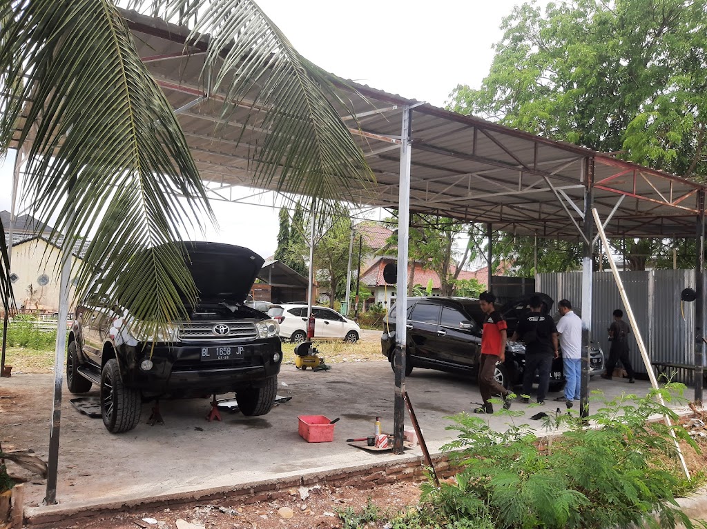 Bengkel Mobil Ade 88 Workshop