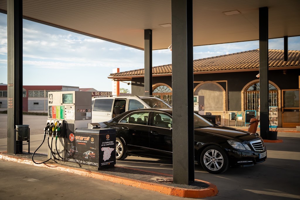 Staroil Saelices — Estacion de servicio