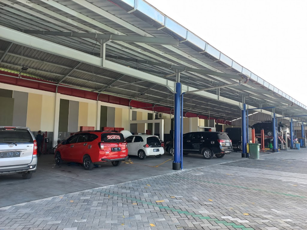 CV. DHUHA SERVICE JOMBANG (CUCI MOBIL & SERVICE)