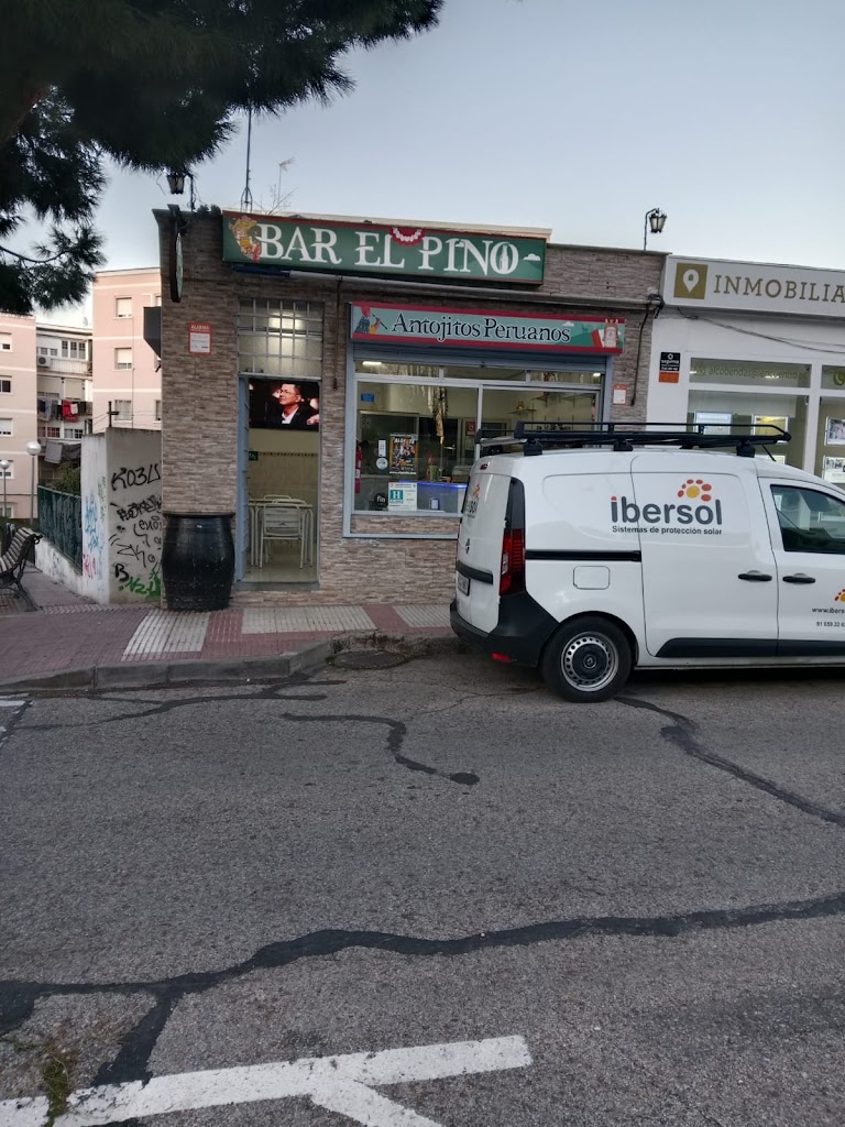 Bar El Pino Antojitos Peruanos — Del propietario