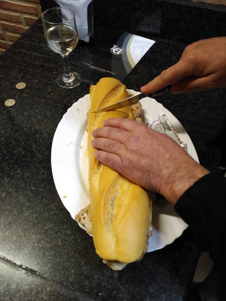 Bar El Foro — Comida y bebida