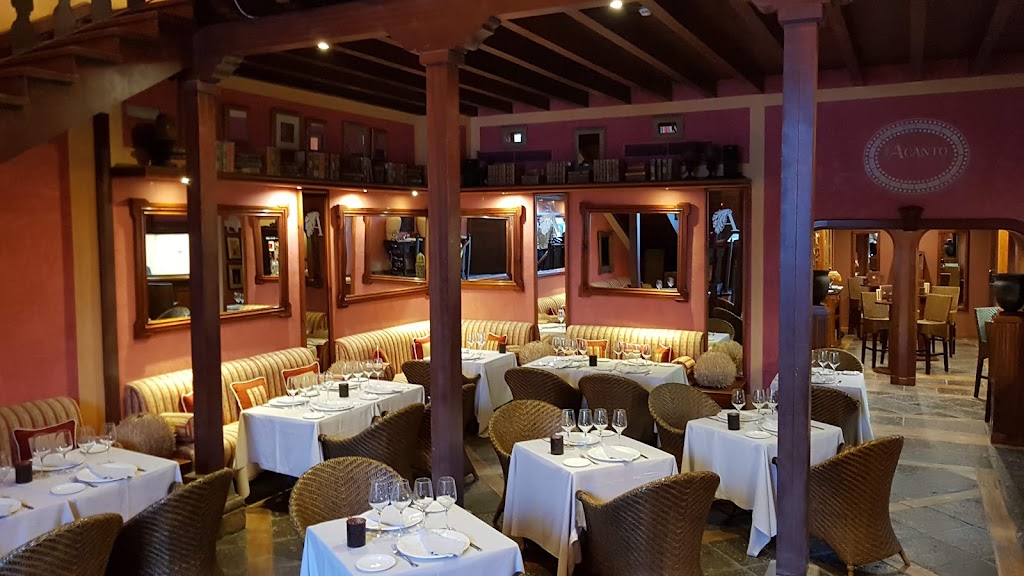 Cocktail Lounge Bar Acanto