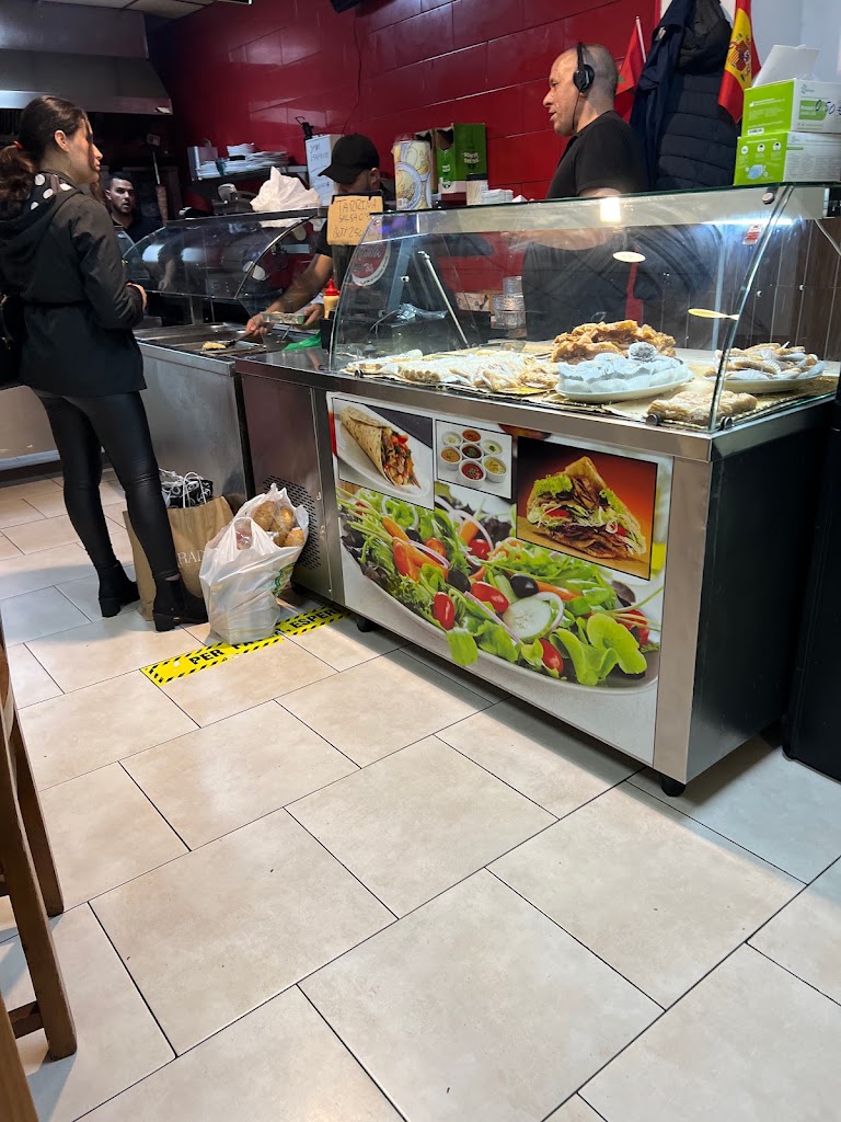 Kebab Estacion — Ambiente