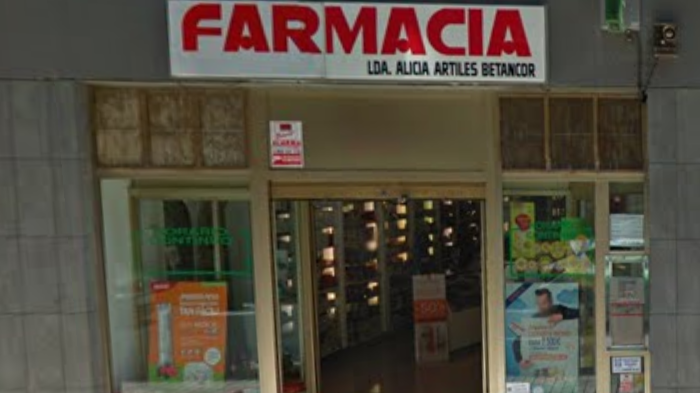 Farmacia Alicia y Carlos Rios Artiles — Del propietario