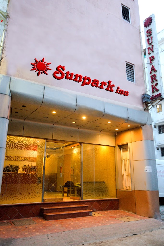 Hotel Sunpark Inn Poongavanapuram