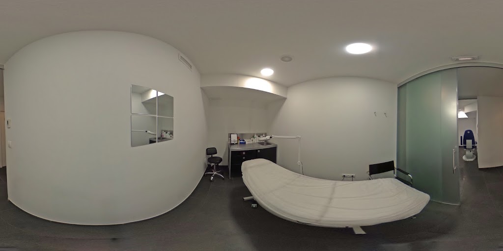 Artclinic Dra. Carmen Adell — Street View y 360deg
