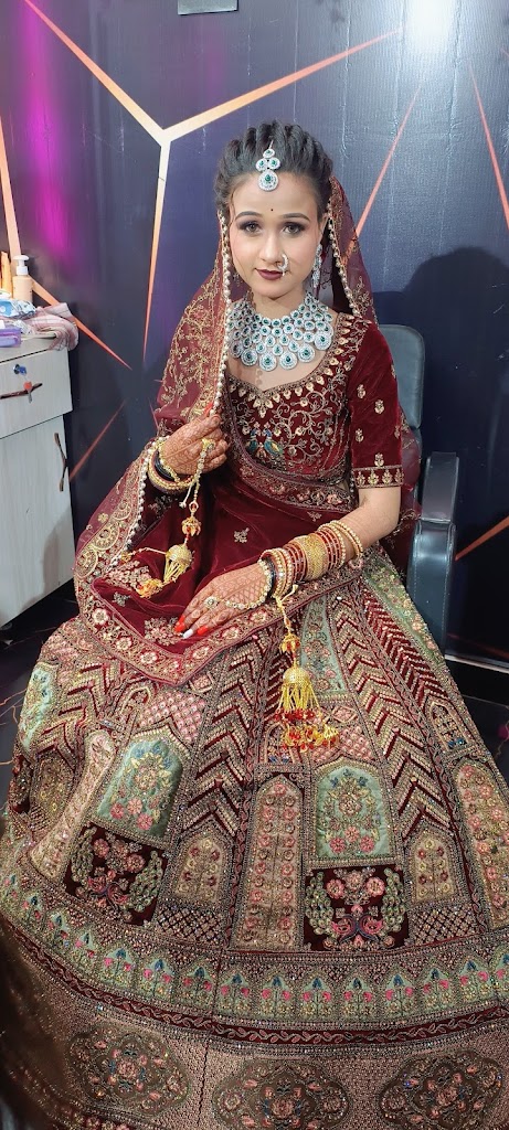 Priyanka Beauty Makeup Hair Salon
