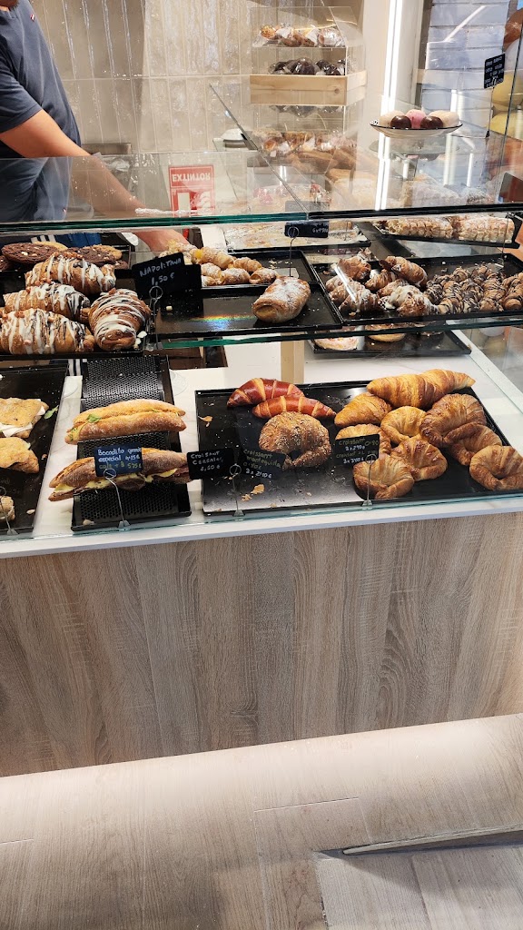 Cukis Cafe — Ambiente