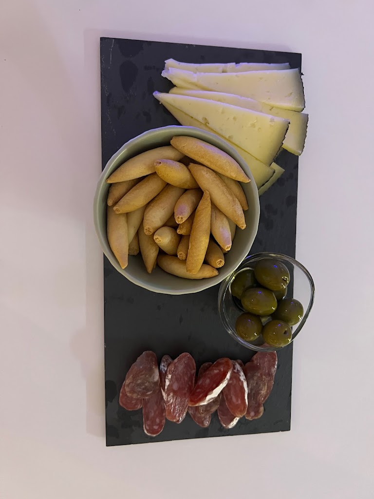 Bar BAMOA — Comida y bebida