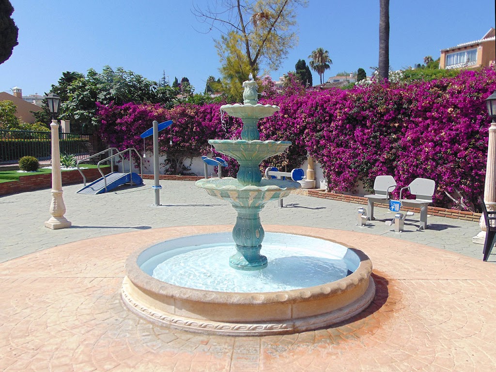 Centro Residencial Virgen de la Victoria — Del propietario