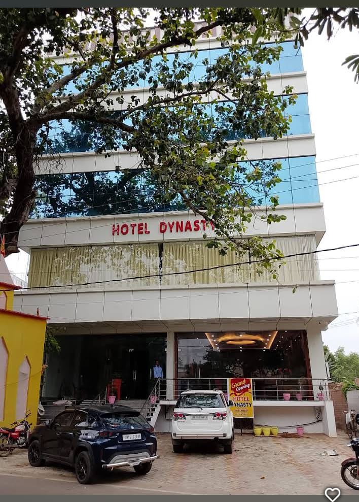 Hotel Dynasty