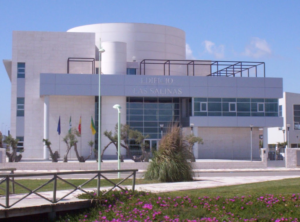 Centro de Negocios Las Salinas (REDEXIS)