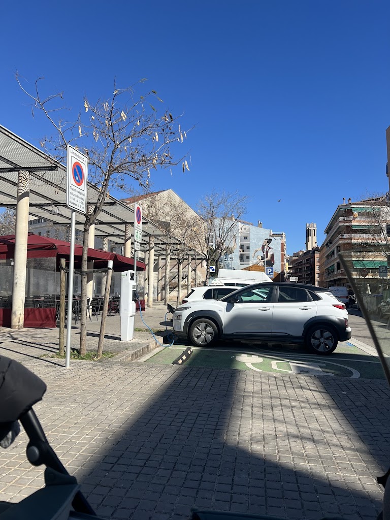 Estacio de recarrega de vehicles electrics