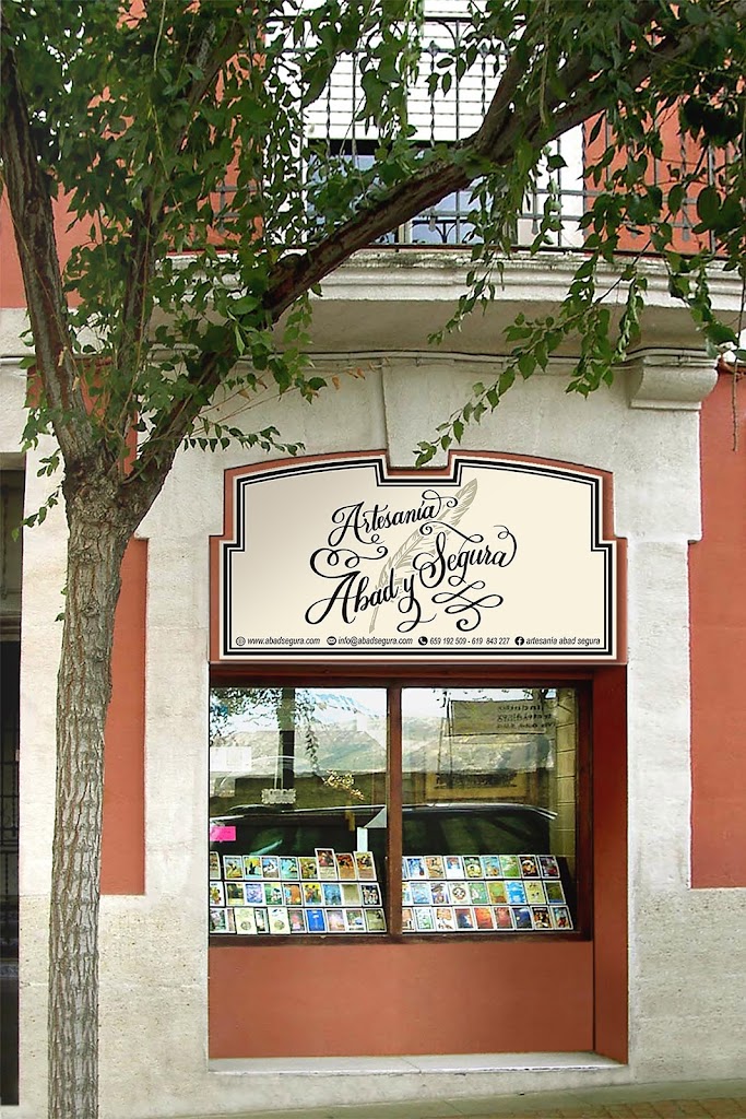 Regalos originales personalizados | Artesania Abad Segura | Pergaminos y heraldicas